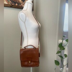 Vintage brown glove tanned cowhide leather Coach bag